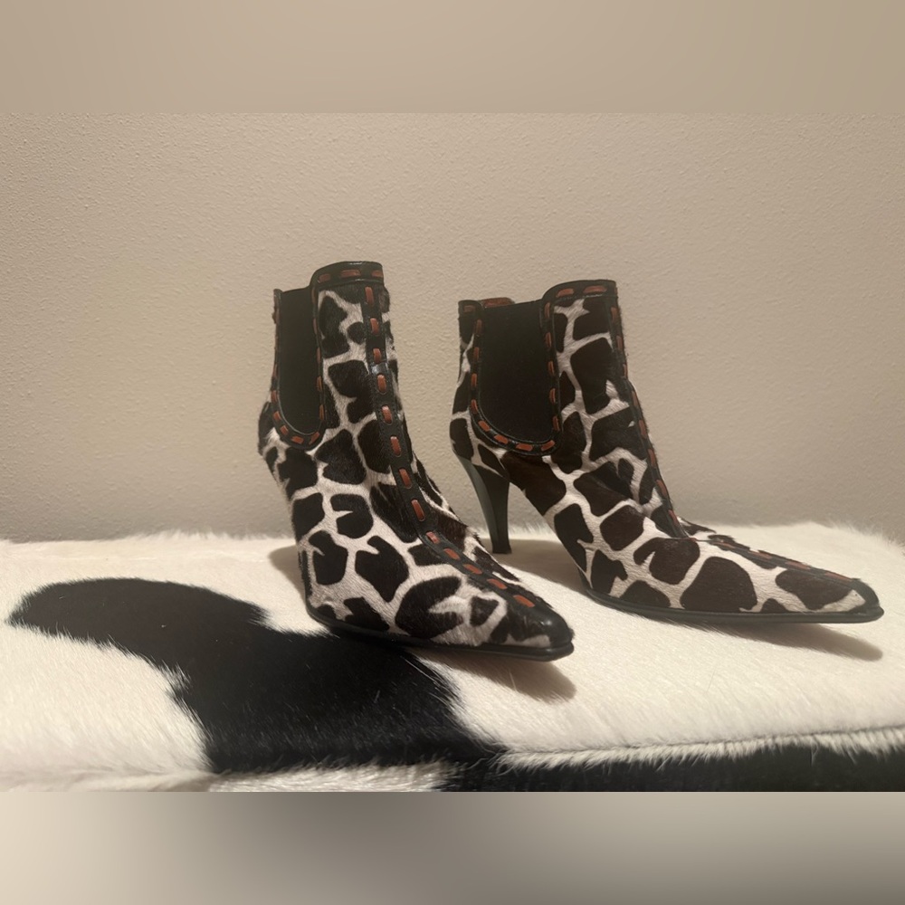 Donald J. Pliner Black and White Heeled Boots